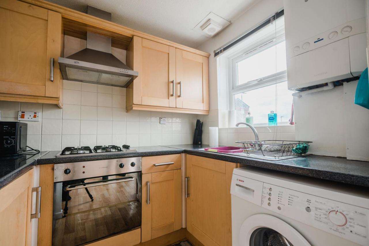 Hullidays Victora Dock- Refurbished 2024 Apartman Kingston upon Hull Kültér fotó